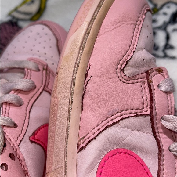 Nike Dunk Pink Athletic Shoes - Picture 7 of 13